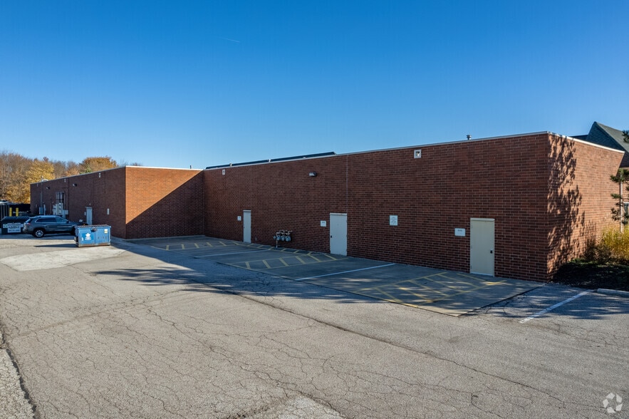 9200 Broadview Rd, Broadview Heights, OH for lease - Building Photo - Image 3 of 3