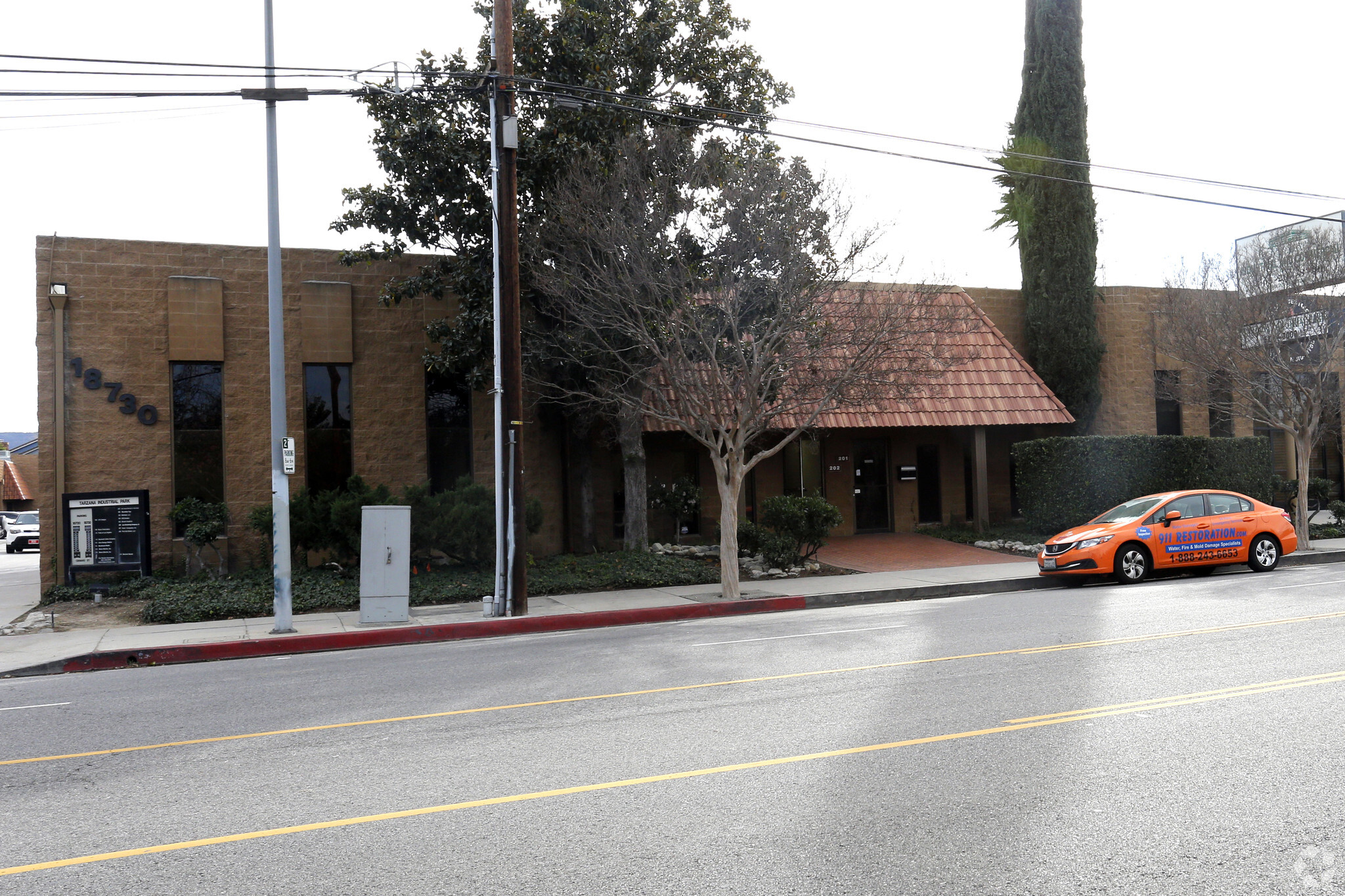 18730 Oxnard St, Tarzana, CA for sale Building Photo- Image 1 of 1