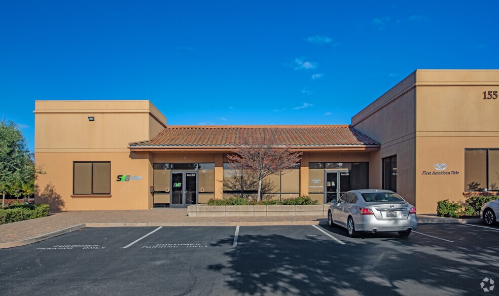 155 E Main Ave, Morgan Hill, CA for lease - Building Photo - Image 2 of 4