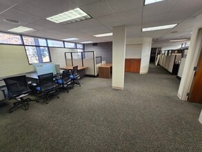 2900 SW Plass Ct, Topeka, KS à louer Photo intérieure- Image 2 de 19