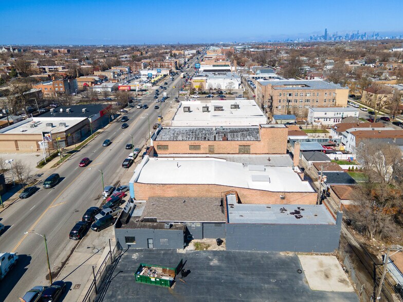 6743-6753 S Western Ave, Chicago, IL à vendre - Photo du bâtiment - Image 2 de 7
