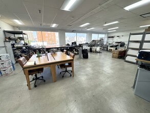 210 E Olympic Blvd, Los Angeles, CA à louer Photo intérieure- Image 2 de 8