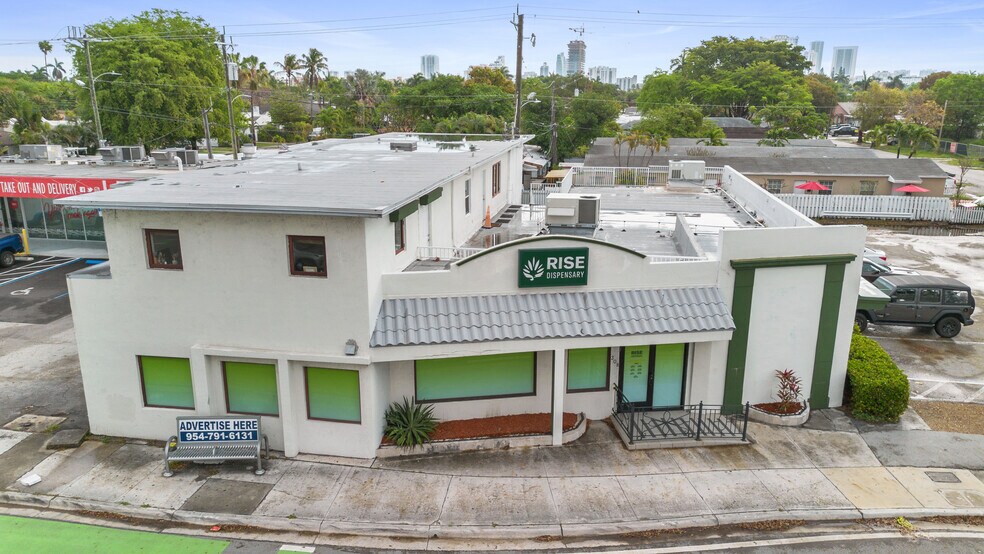 308 N Federal Hwy, Hallandale Beach, FL à vendre - Photo du bâtiment - Image 3 de 11