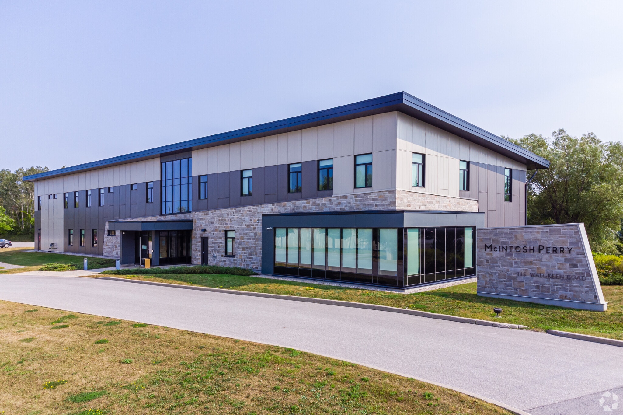 115 Walgreen Rd, Ottawa, ON for sale Primary Photo- Image 1 of 1