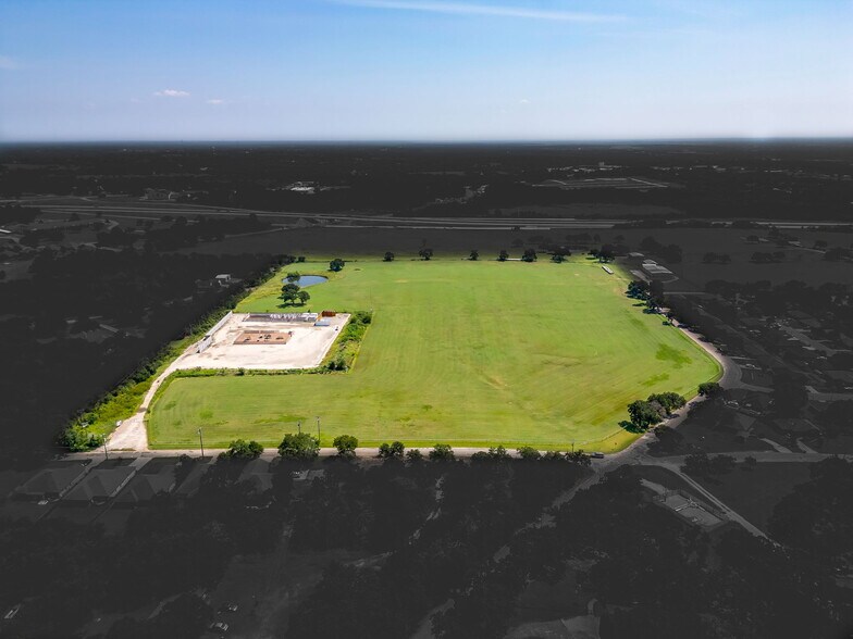 601 County Road 805, Cleburne, TX à vendre - Photo du bâtiment - Image 3 de 25
