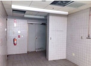 700 Pilgrim Way, Green Bay, WI for sale Interior Photo- Image 2 of 5