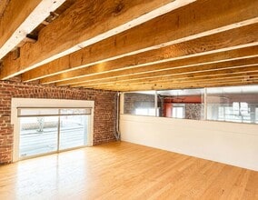 1099 Folsom St, San Francisco, CA for lease Interior Photo- Image 2 of 3