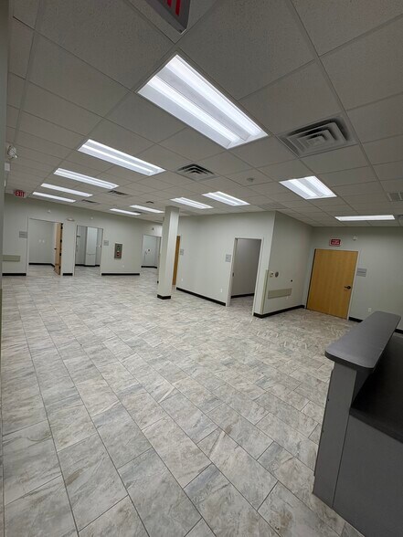 1418 Heather Dr, Opelousas, LA à vendre - Photo du bâtiment - Image 3 de 8