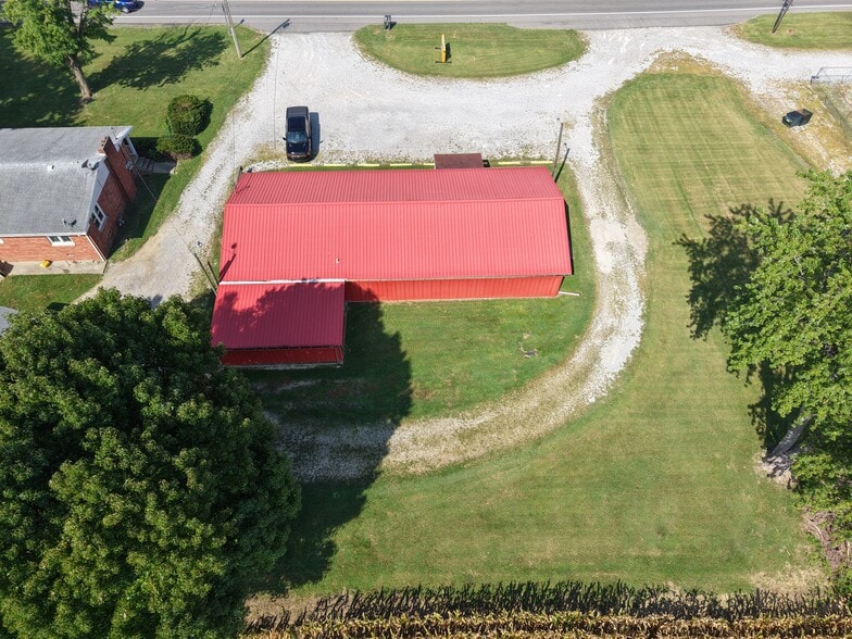 7094 Highway 66, Wadesville, IN for sale - Building Photo - Image 2 of 7