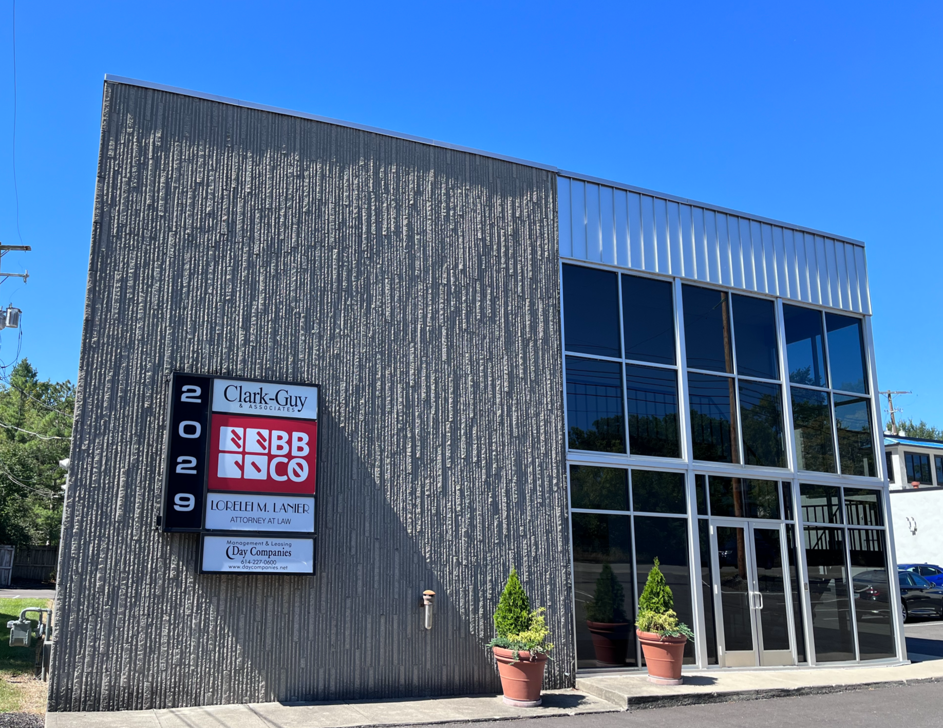 2029 Riverside Dr, Columbus, OH for lease Primary Photo- Image 1 of 3