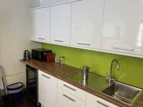 39 Cambridge Pl, Cambridge for lease Interior Photo- Image 2 of 2