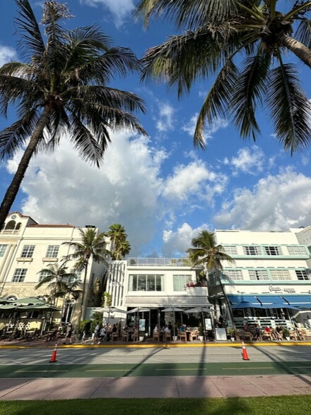 1412 Ocean Dr, Miami Beach, FL for lease - Building Photo - Image 2 of 8