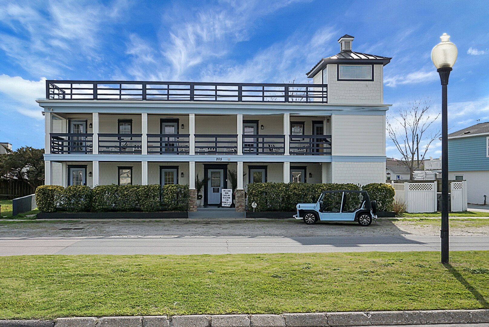 205 Harper Ave, Carolina Beach, NC à vendre Photo principale- Image 1 de 53