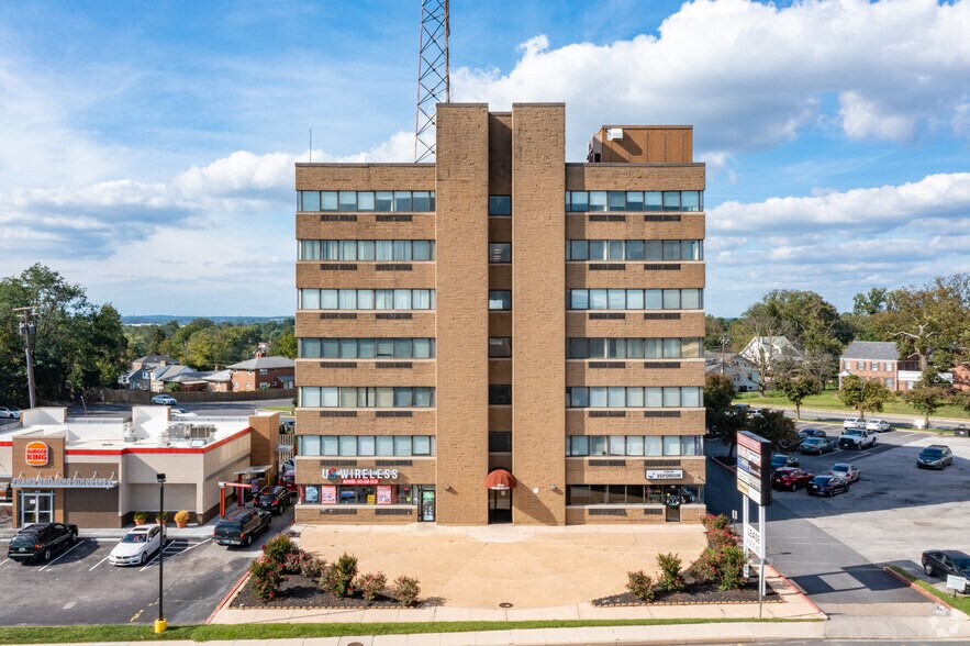 5602 Baltimore National Pike, Catonsville, MD à louer - Photo du bâtiment - Image 2 de 5