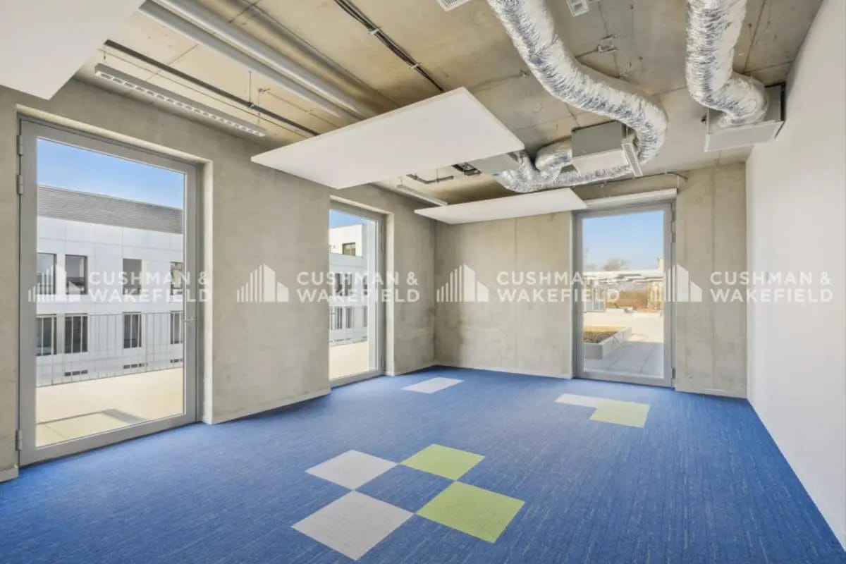 Bureau dans Lyon à louer Photo intérieure- Image 1 de 4