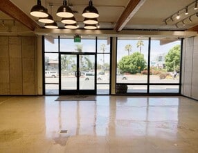 2009 Newcastle Ave, Cardiff By The Sea, CA for lease Interior Photo- Image 1 of 1