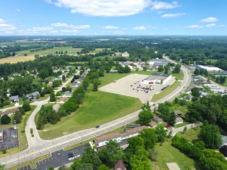 3264 N Adrian Hwy, Adrian, MI for sale - Primary Photo - Image 2 of 22