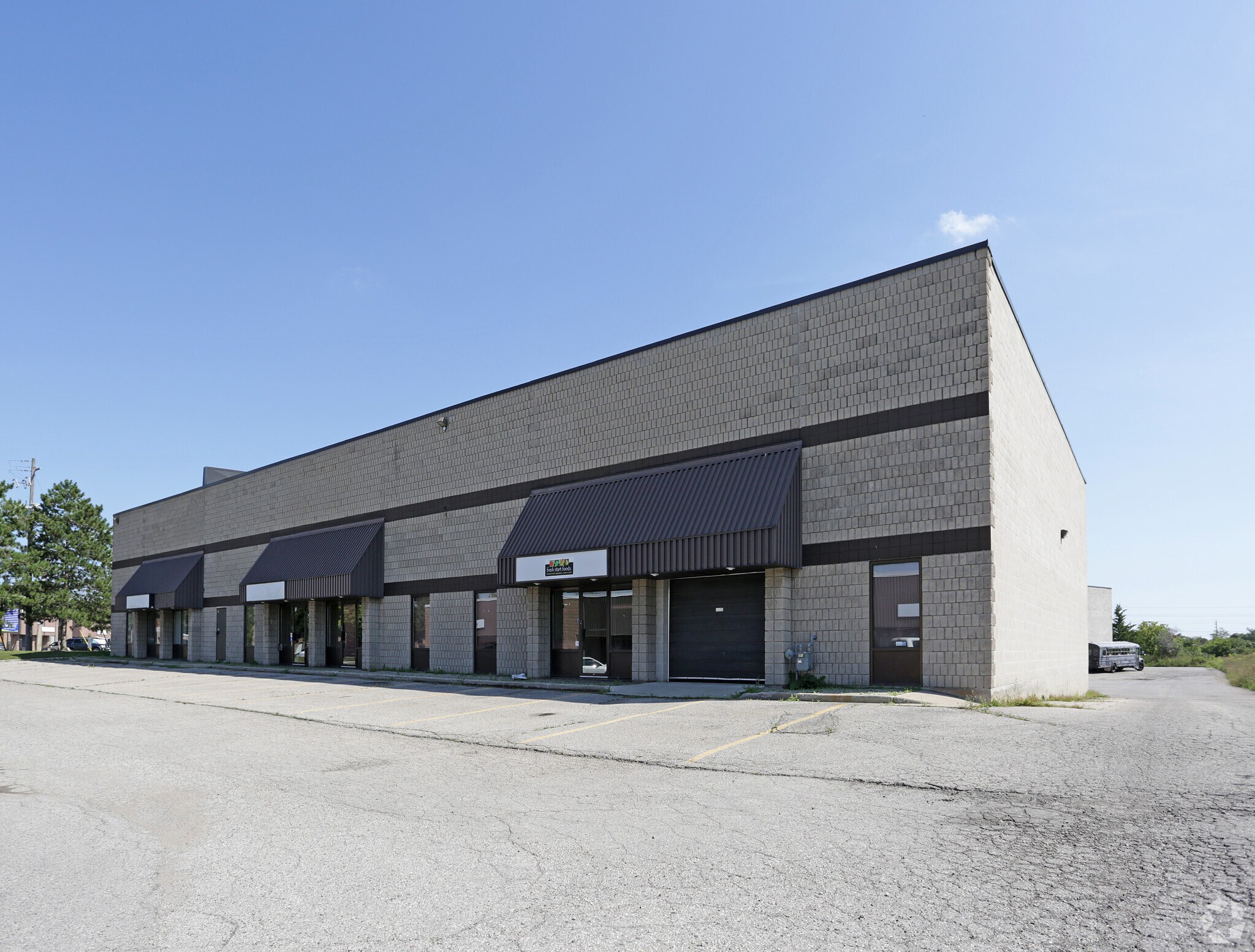 80 Pacific Crt, London, ON à vendre Photo principale- Image 1 de 1