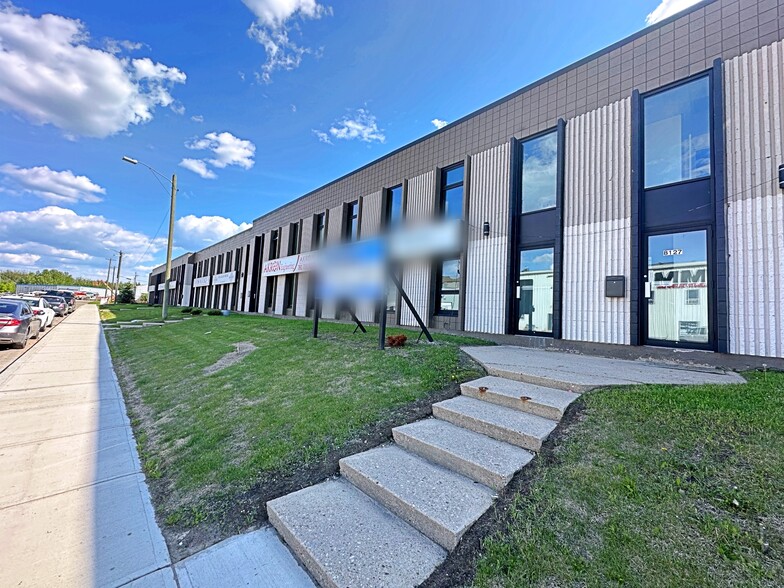 8125 Fraser Av, Fort McMurray, AB for lease - Building Photo - Image 1 of 39