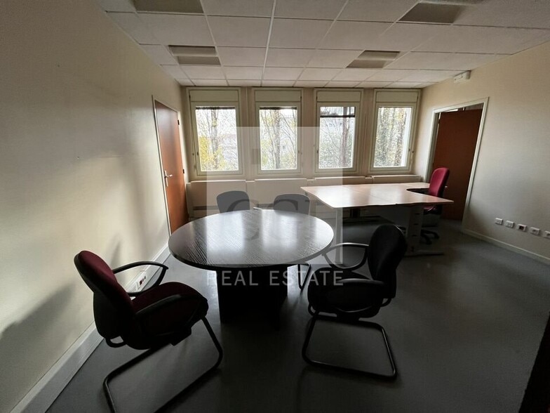 30 Rue De La Baïsse, Villeurbanne à louer - Photo intérieure - Image 3 de 16
