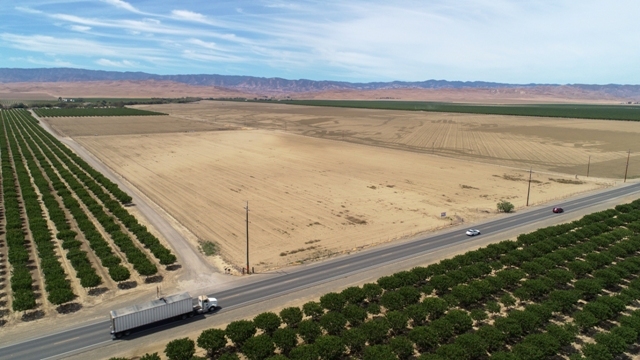 W Jayne, Coalinga, CA for sale - Building Photo - Image 2 of 5