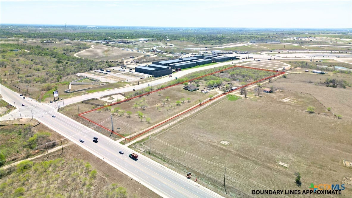7710 Elroy rd, Del Valle, TX for sale Primary Photo- Image 1 of 20