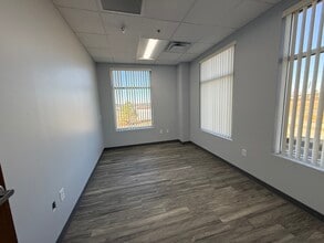 142 Paraclete Dr, Raeford, NC for lease Interior Photo- Image 2 of 10