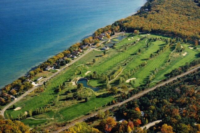 Plus de détails pour 1981 S US 23, Greenbush, MI - Sports et divertissement à vendre