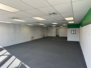 832 N Broadway, Massapequa, NY for lease Interior Photo- Image 2 of 3