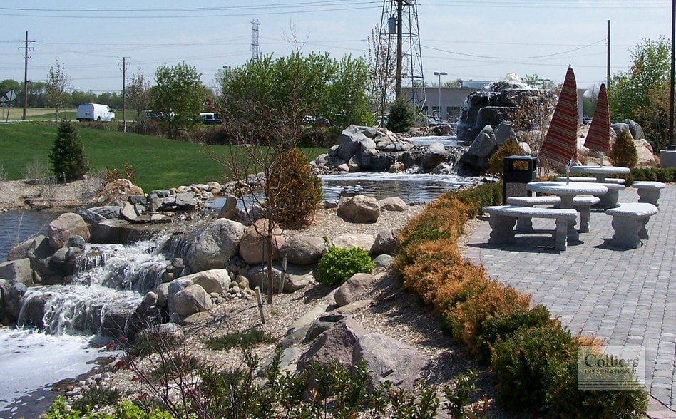 12150 30 Mile Rd, Washington Twp, MI à louer - Photo du bâtiment - Image 3 de 13