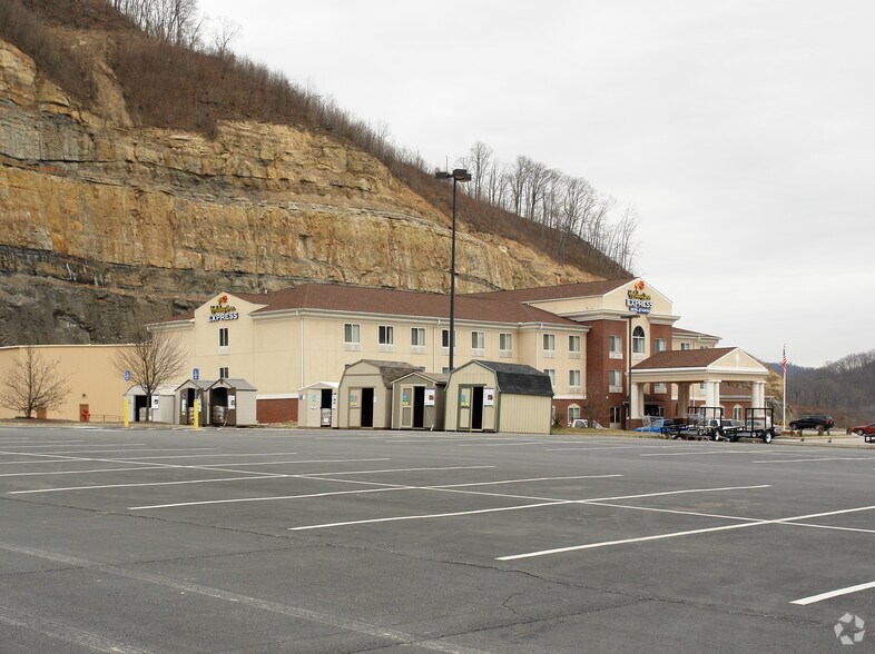 75-77 Norman Morgan Blvd, Logan, WV à louer - Photo du bâtiment - Image 2 de 20