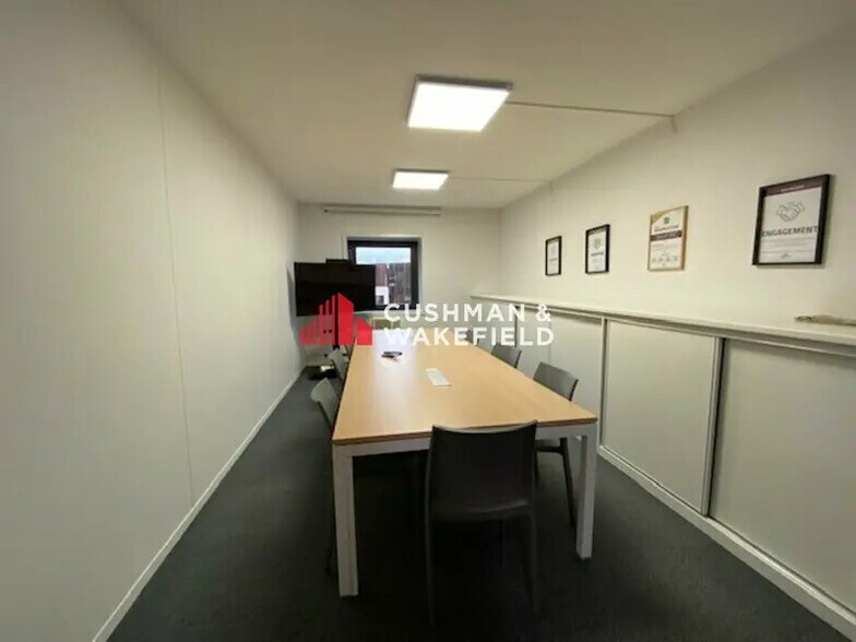 10 Place Alfonse Jourdain, Toulouse for lease - Interior Photo - Image 2 of 8