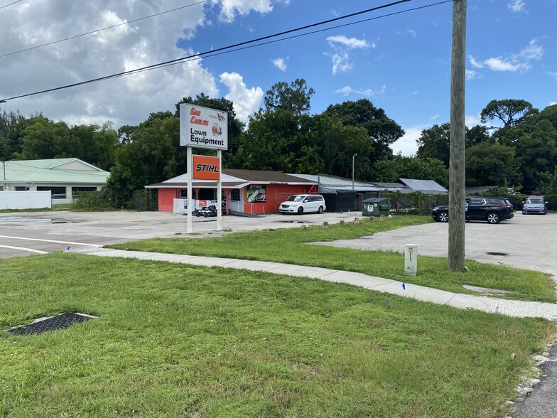 19650 S Tamiami Trl, Fort Myers, FL à vendre - Photo du bâtiment - Image 3 de 3