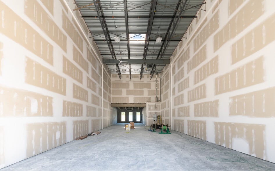 8650 Dewdney Trunk Rd, Mission, BC à vendre - Photo du bâtiment - Image 3 de 9