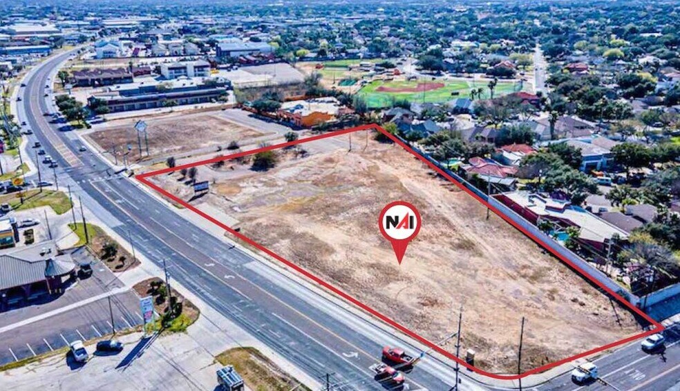 6600-6602 McPherson Rd, Laredo, TX à vendre - Aérien - Image 2 de 6