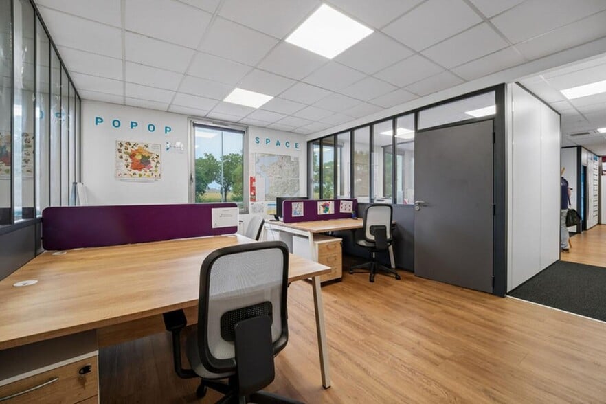6 Rue Edison, Bron à vendre - Photo intérieure - Image 2 de 9