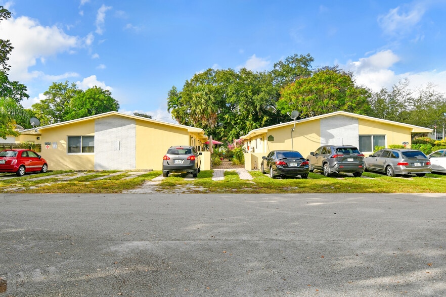 1827-1831 Park Ln, Fort Lauderdale, FL à vendre - Photo du bâtiment - Image 3 de 15