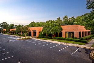 Yorkmont Plaza - Commercial Real Estate