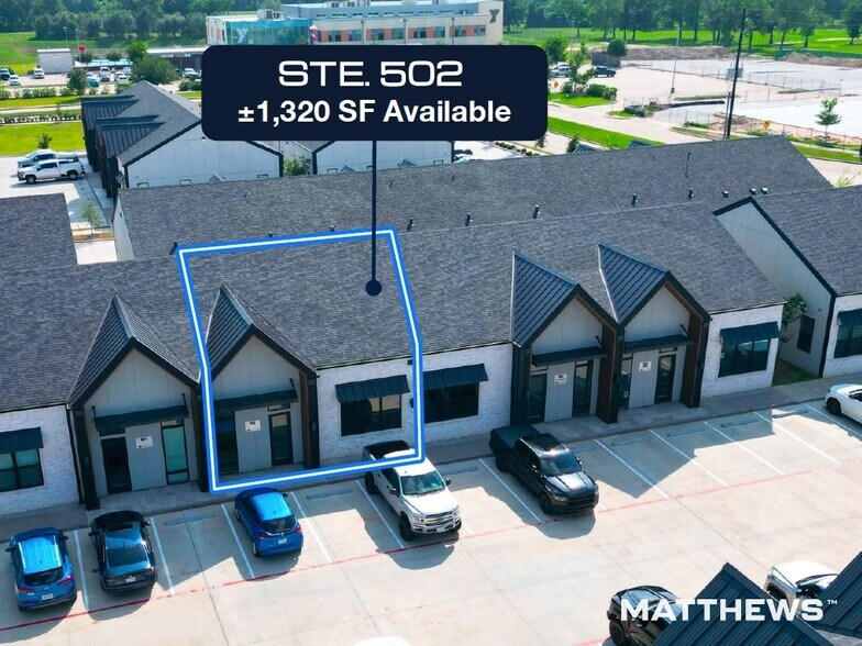 1325 Main St, Katy, TX à louer - Photo principale - Image 1 de 3