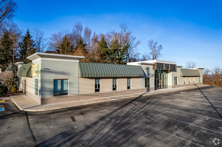 419 Coyle Curtain Rd, Monongahela, PA à vendre - Photo du bâtiment - Image 2 de 16