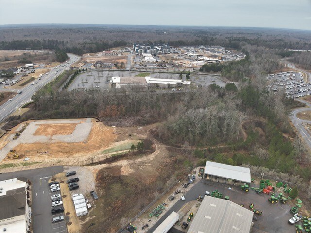 1830 E Glenn Ave, Auburn, AL for sale - Aerial - Image 2 of 4