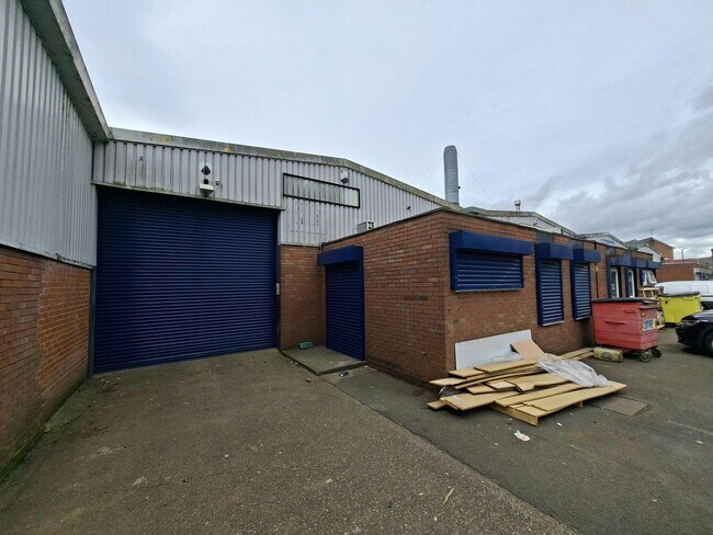 Plus de détails pour Cradley Rd, Dudley - Industriel à louer