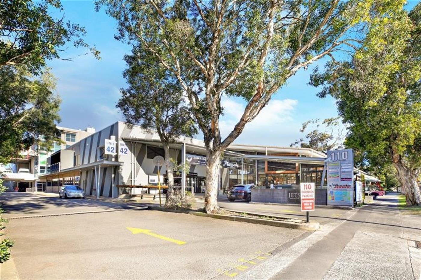 110 Bourke Rd, Alexandria for sale Primary Photo- Image 1 of 5