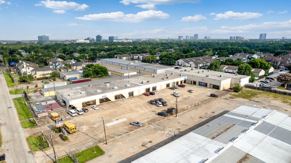 12654-12674 Goar Rd, Houston, TX à louer - Photo du bâtiment - Image 2 de 4