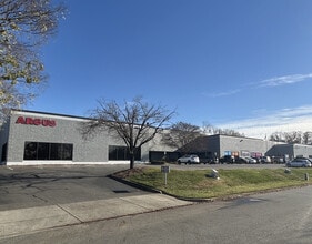 2748 Interstate St, Charlotte, NC for lease Building Photo- Image 1 of 6