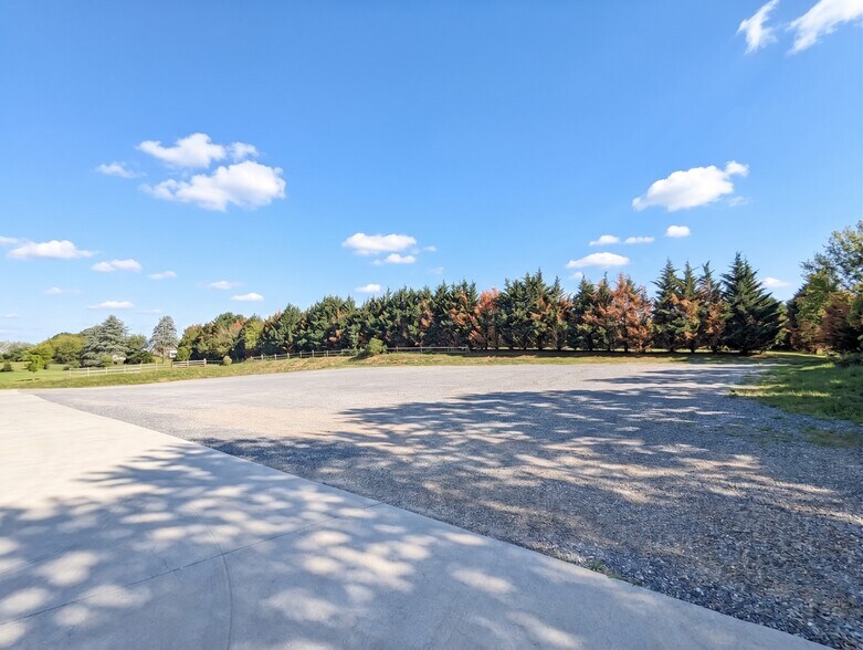 6670 Baltimore Pike, Littlestown, PA à vendre - Photo du bâtiment - Image 3 de 19
