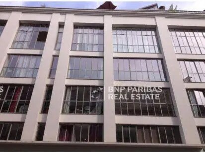 12 Rue Turgot, Paris for lease Building Photo- Image 1 of 8