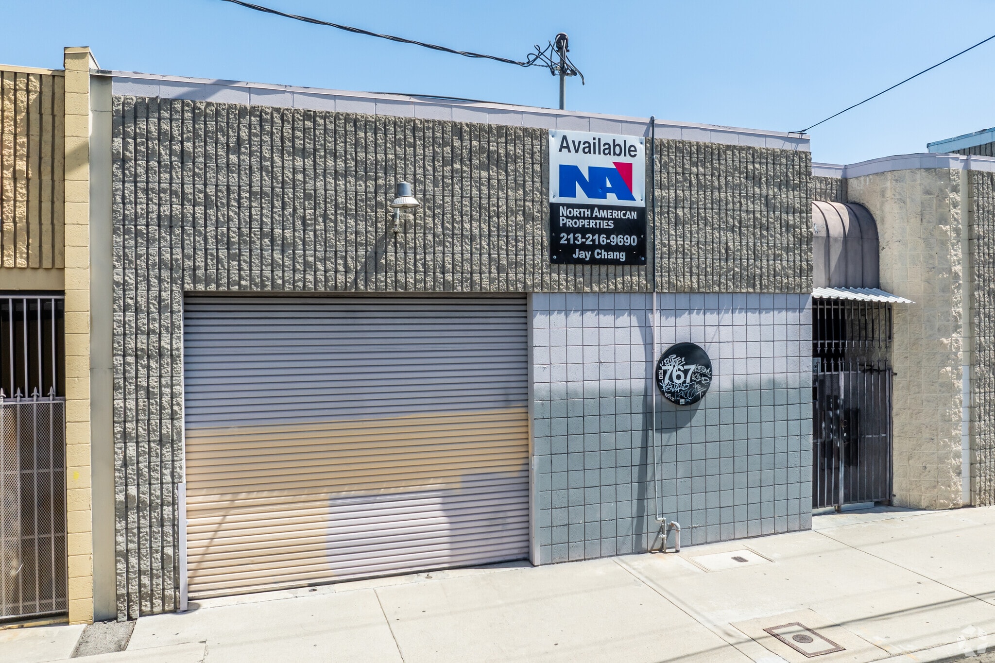 767 E 14th Pl, Los Angeles, CA à vendre Photo principale- Image 1 de 29