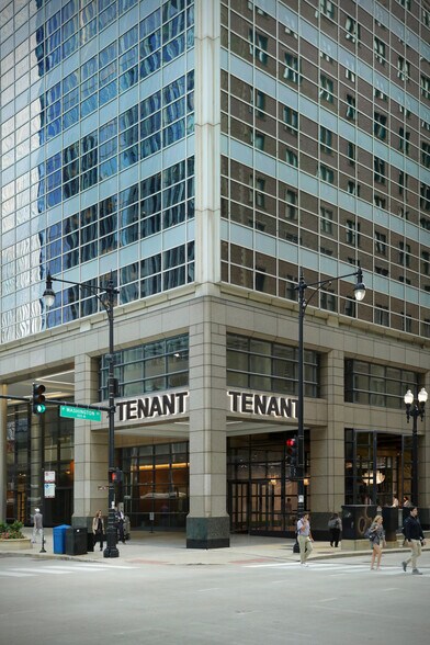 101 N Wacker Dr, Chicago, IL for lease - Building Photo - Image 2 of 7