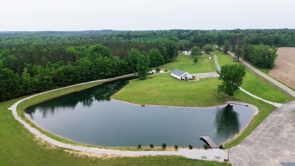 3375 Rowland Mill Rd, Buena Vista, TN à vendre - Photo du bâtiment - Image 1 de 91